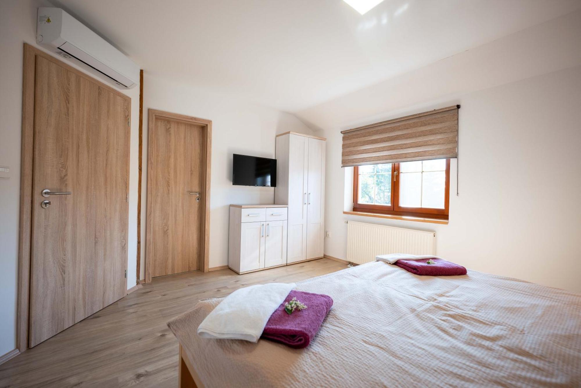 Papi Apartman Valtice Buitenkant foto
